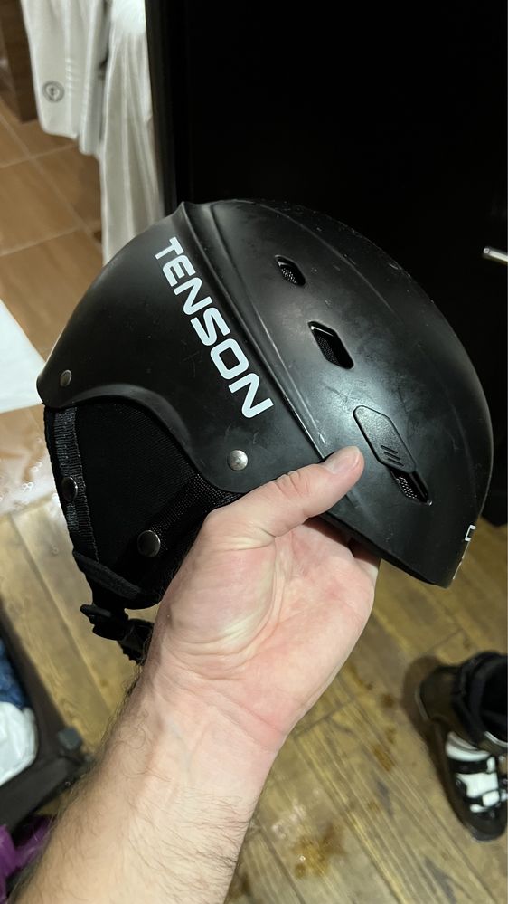 Лыжный шлем
