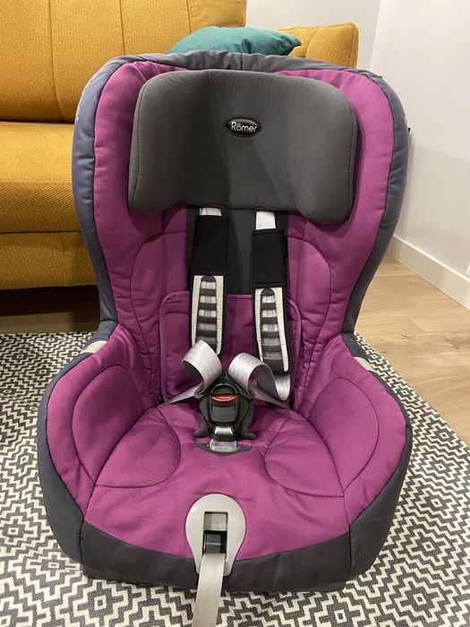 Dwa foteliki Roamer king plus