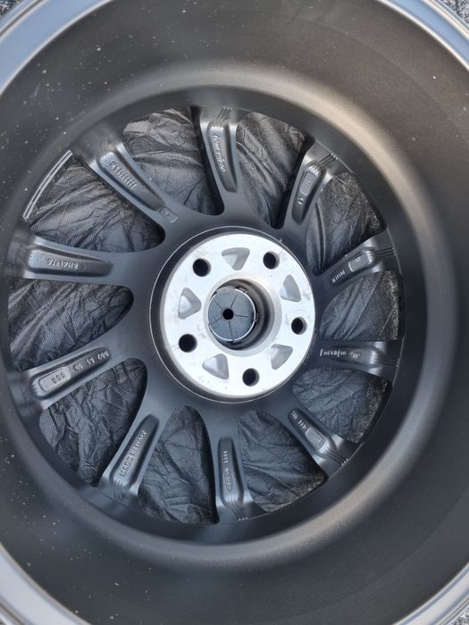 Dacia 17 " felgi aluminiowe 5x114,3 Duster Bigster Czarne