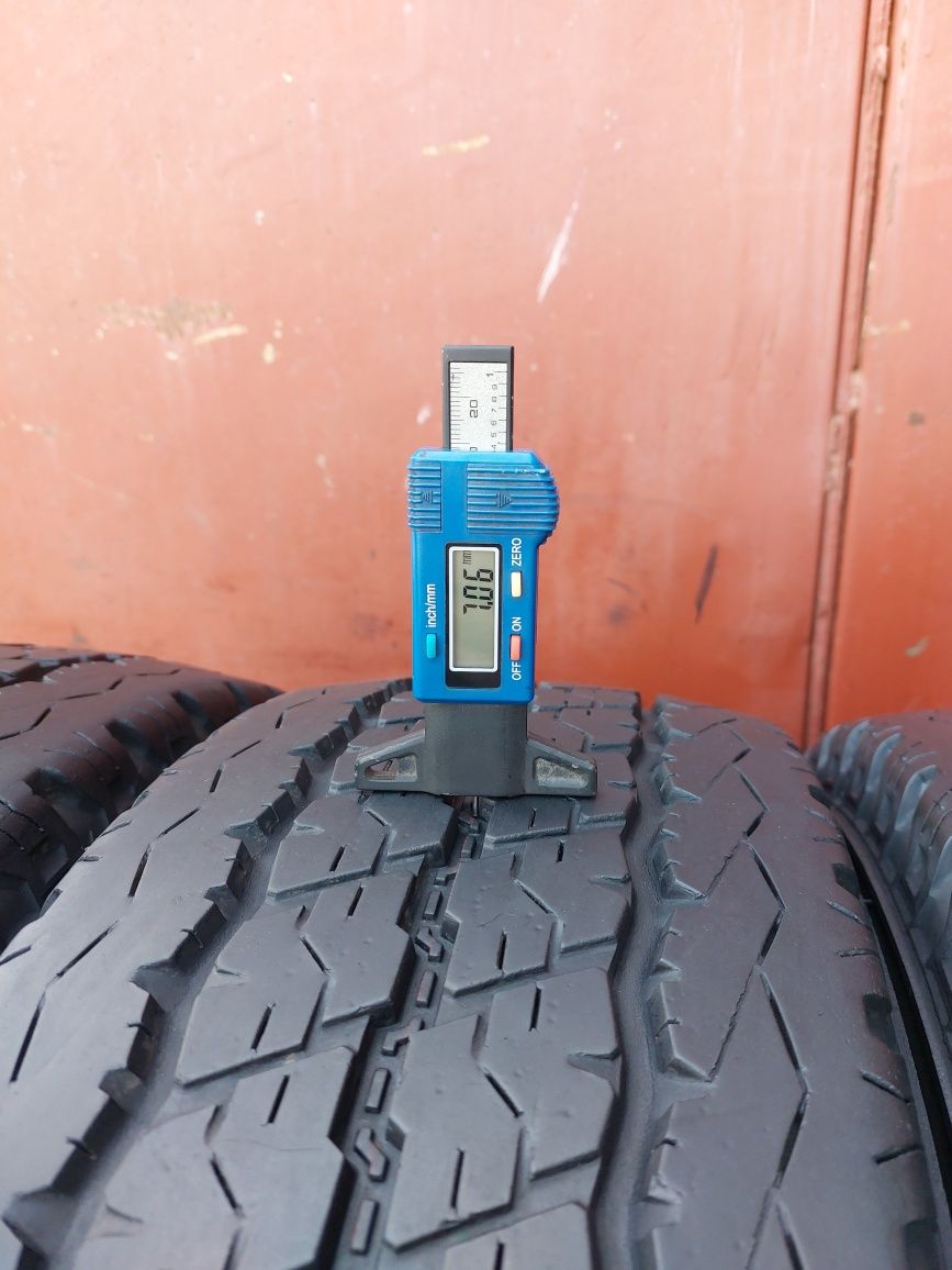 215/70/15C R15C Bridgestone Duravis R630 4шт ціна за 1шт літо шини