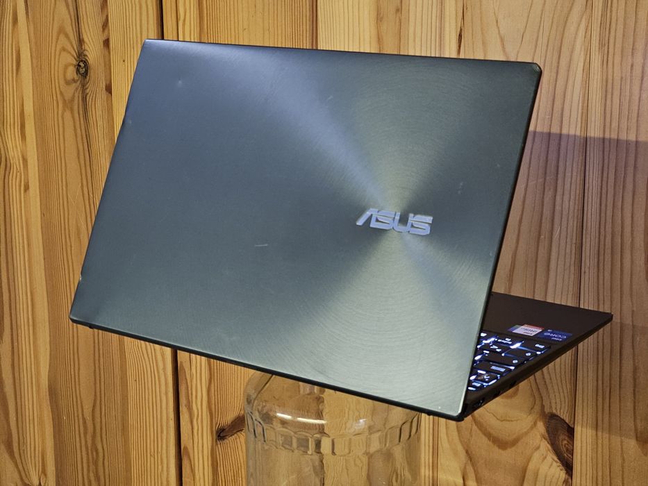 Asus ZenBook OLED 13.3"/i5 1135G7 RAM 16GB/SSD 256GB