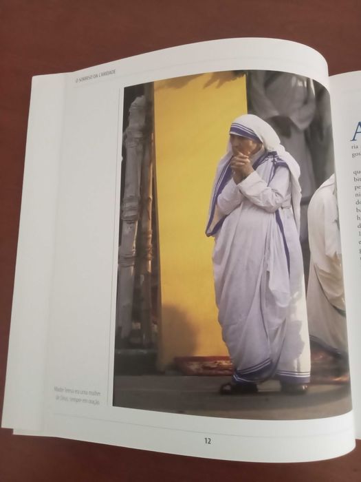 O SORRISO DA CARIDADE - Madre Teresa de Calcutá" - Amor  e  Dedicação