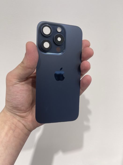 Оригінальне скло корпусу для iPhone 15 Pro Blue Titanium