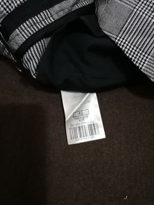 Calças para desocupar novas