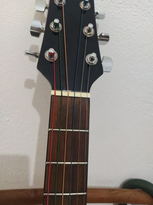 Guitarra Crafter semi acústica