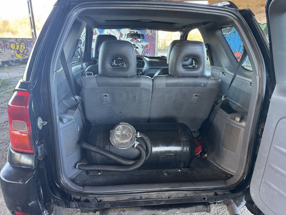 Toyota Rav 4 2.0 vvit 150km benzyna LPG 3 drzwi 4x4 pełne wyposazenie