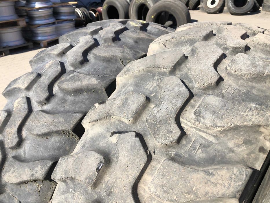 335/80r20 12.5r20 Opony DUNLOP SP T9 / 90-100 % bieżnika / BEZ ŁAT