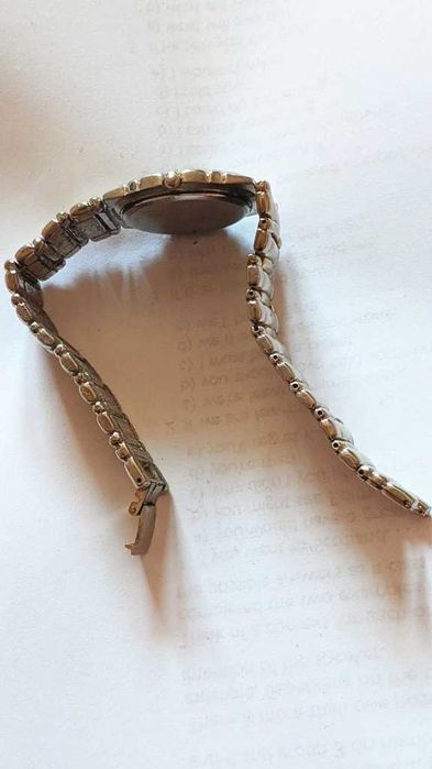 Elegancki Zegarek Collezi! Metalowa Bransoletka