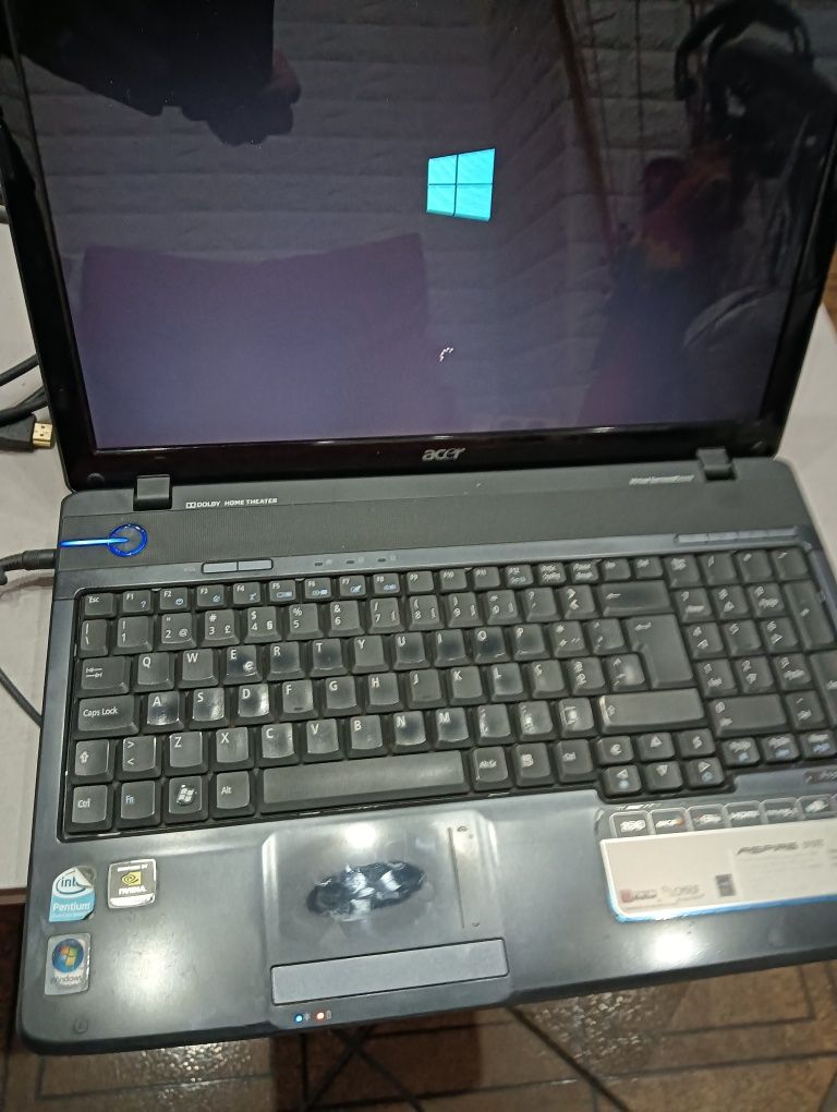 Portátil Acer aspire 5737Z