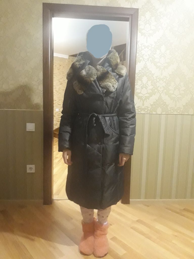 Пальто -пуховик теплий зимовий