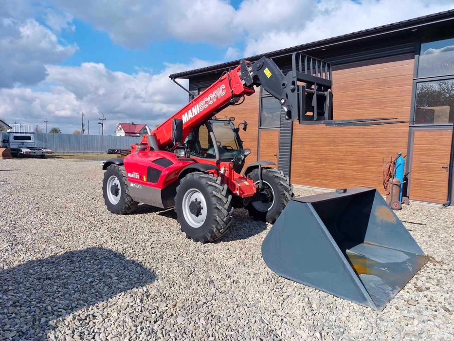 телескопічний навантажувач  MANITAU MT1033