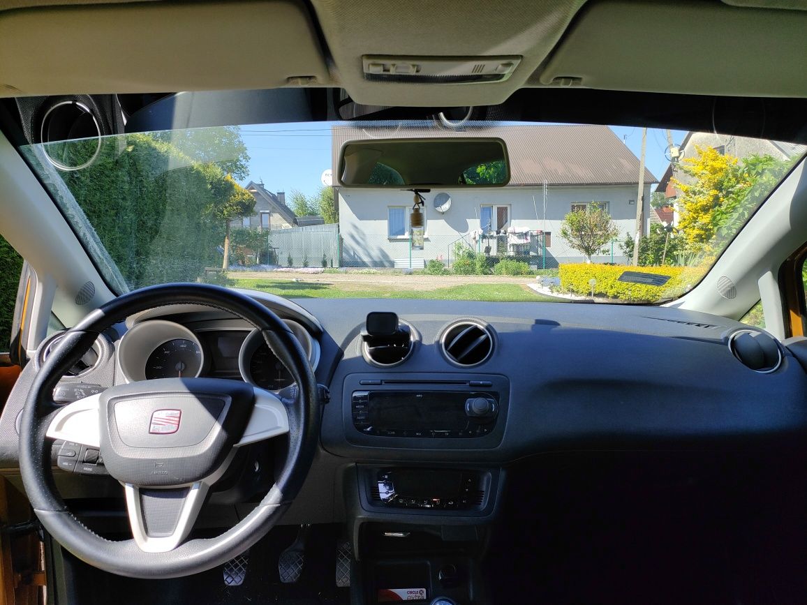 Seat Ibiza 4 /bocanegra