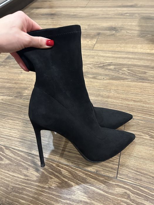 Продам ботильйони з екозамші, якісний замінник, чудова якість.