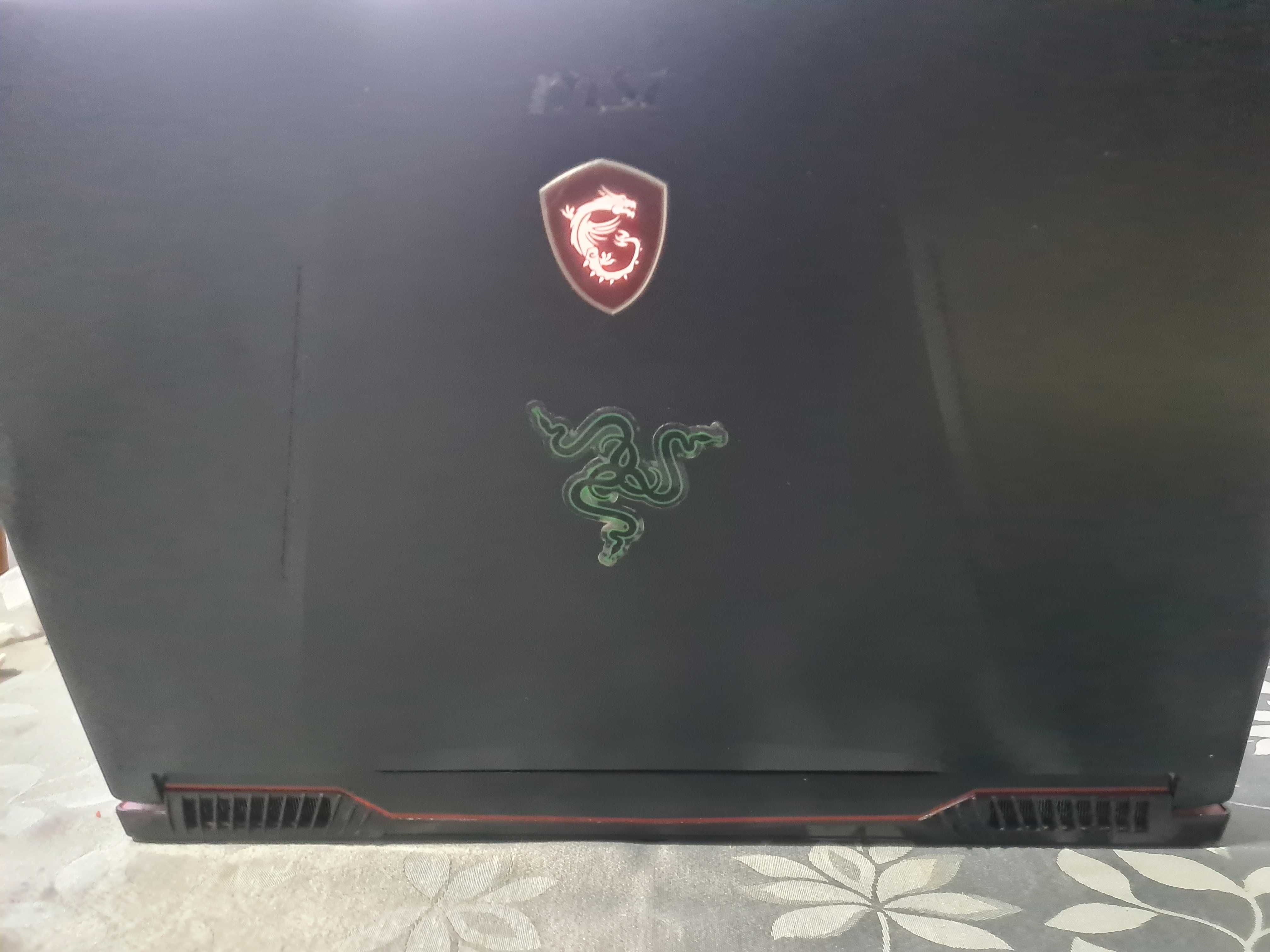 Portátil Gaming MSI GL73 8RE