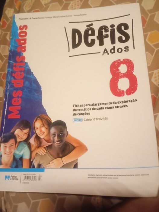 Défis Ados 8 caderno actividade