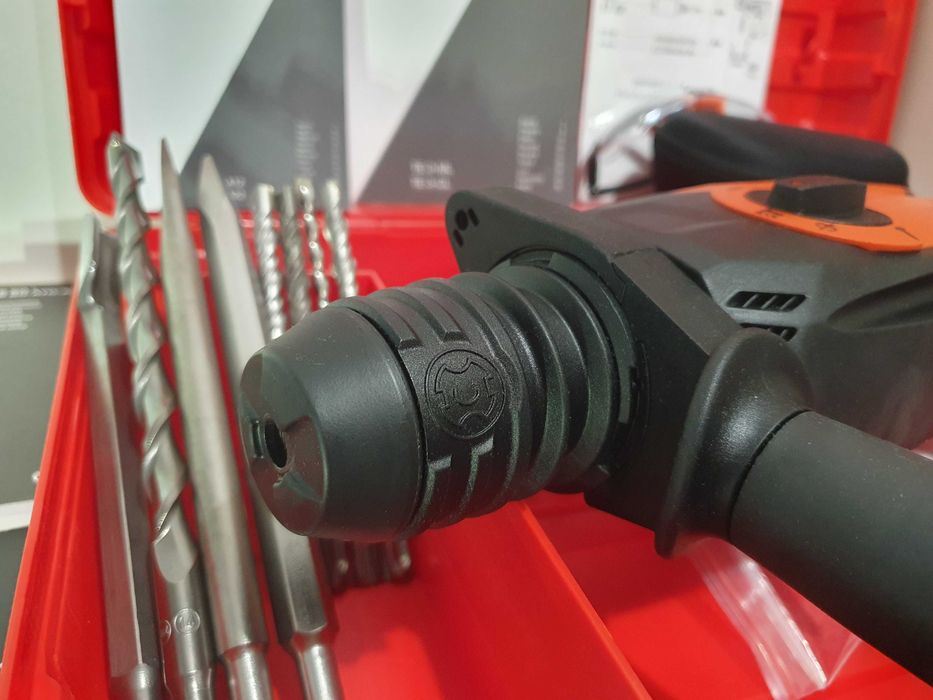 Duzy zestaw HILTI TE 3M wiertarka z kuciem Nowa okulary wiertła kolki
