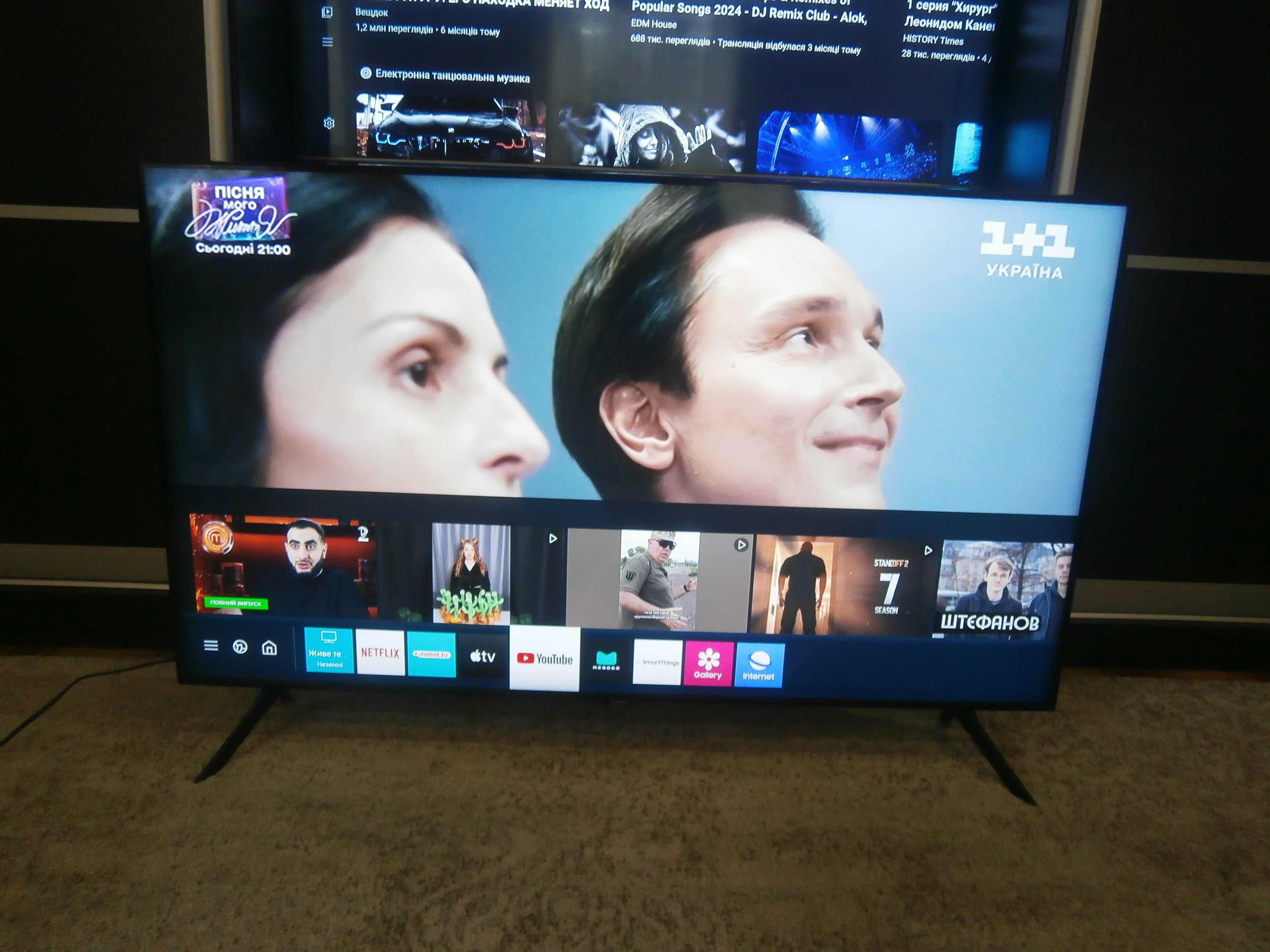 QLED 4Ksmart TV Samsung 50дюймів QE50Q60T 2020рік є все WiFi T2 S2 ітд