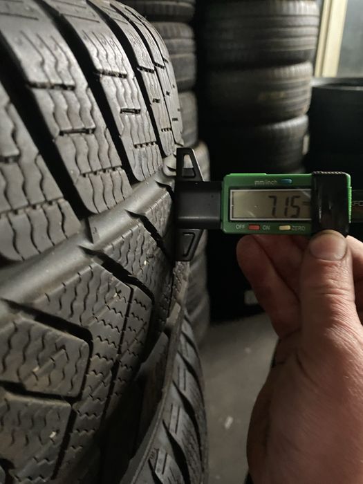235/45/R18 Pirelli SottoZero 3