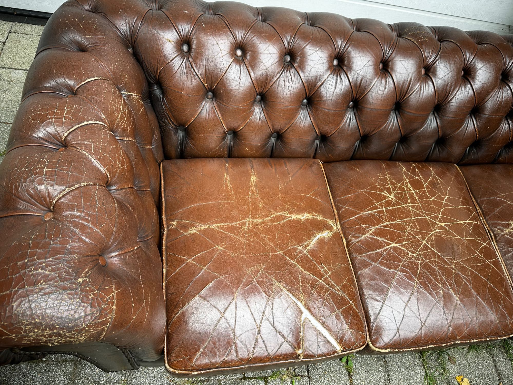 Sofa, 2 fotele chesterfield
