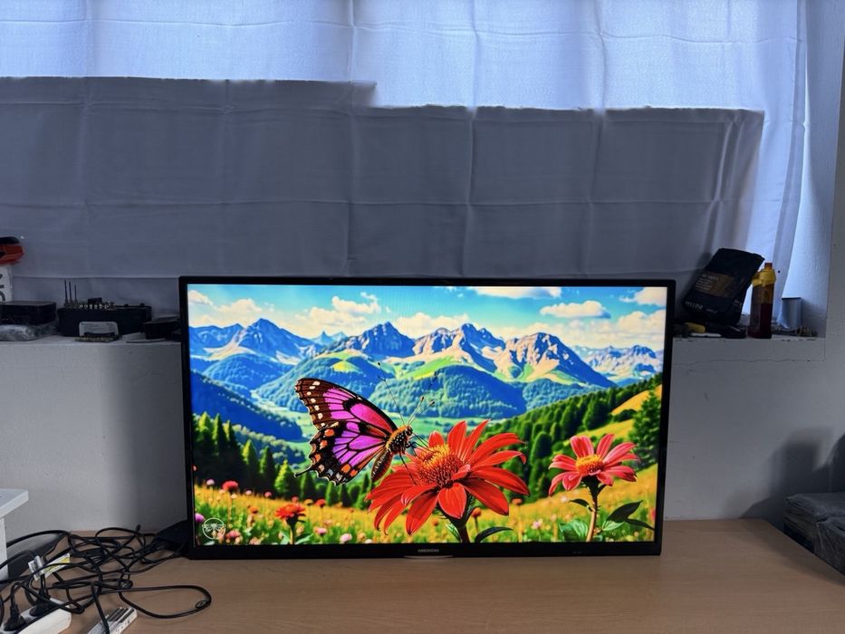 Телевізор Medion / 43” / 4K UHD / Smart TV / DVB-T2