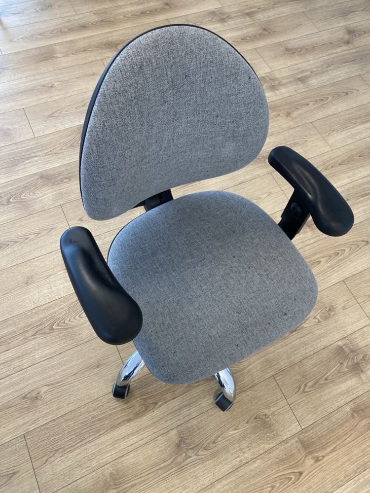 Krzeslo obrotowe Smart Nowy Styl