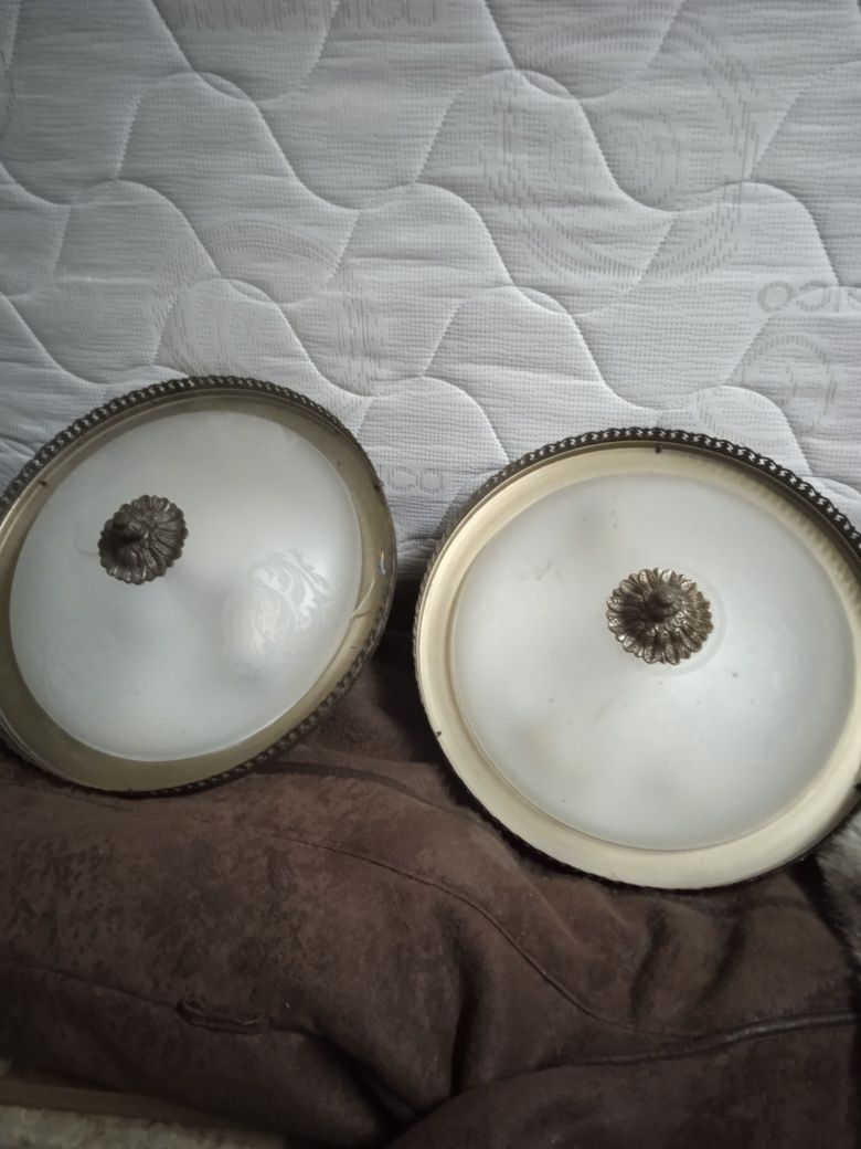 Vendo 7 candeeiros antigos bom estado para quem quiser recuperar