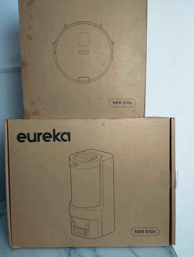 EUREKA E10s  robot odkurzający i mop + bezworkowa stacja