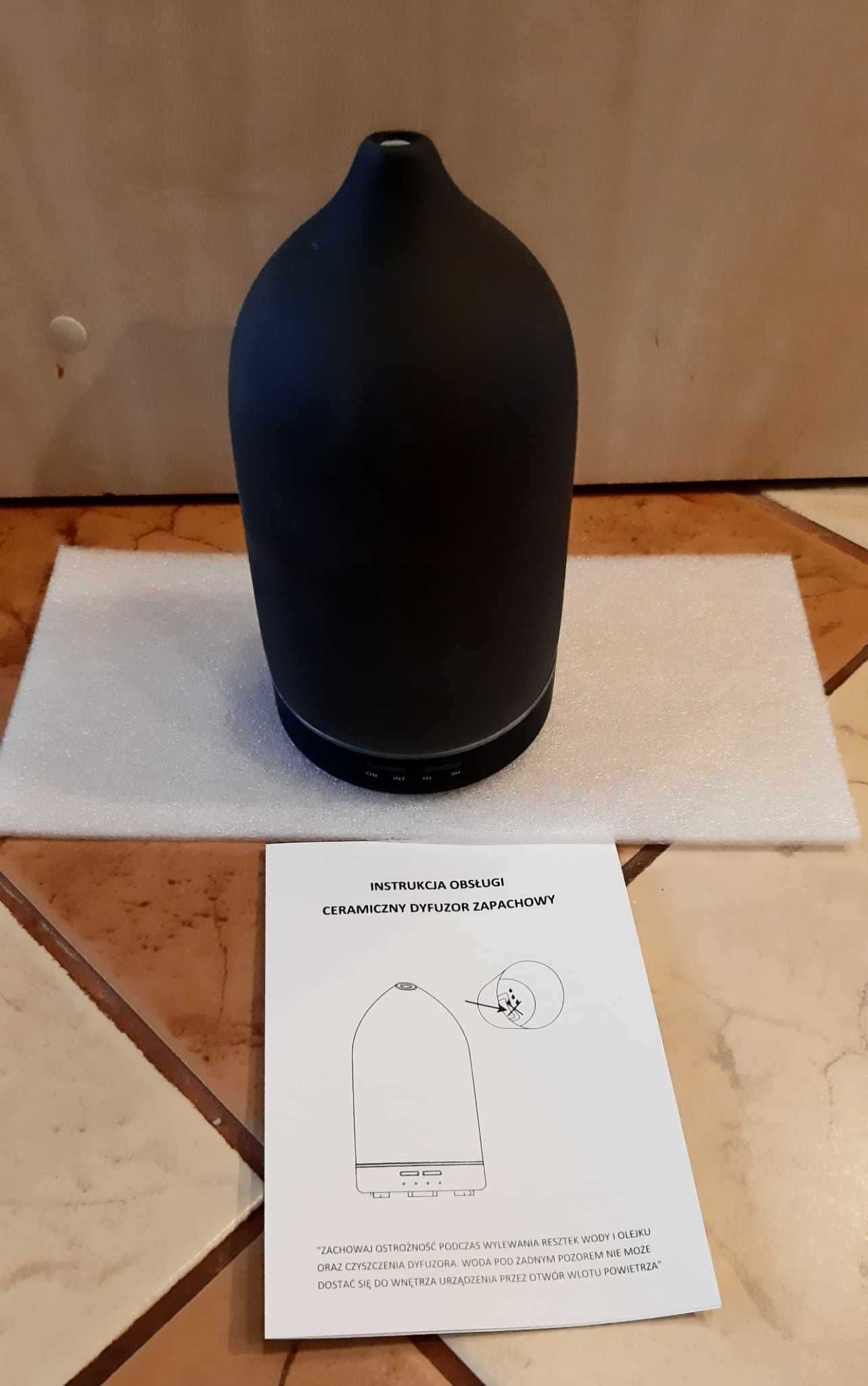 Ceramiczny dyfuzor zapachowy Pure Black + GRATIS