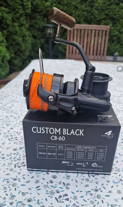 Kołowrotek karpiowy OKUMA CB-60 z Żyłką i zestawem karpiowym