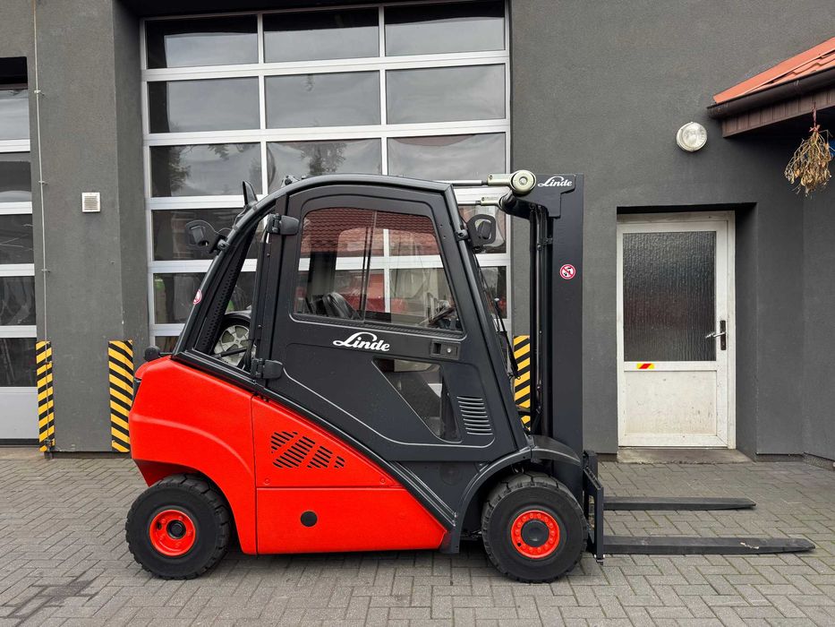 Wózek widłowy Linde H25T-01 2012 rok TRIPLEX WOLNY SKOK KABINA 469