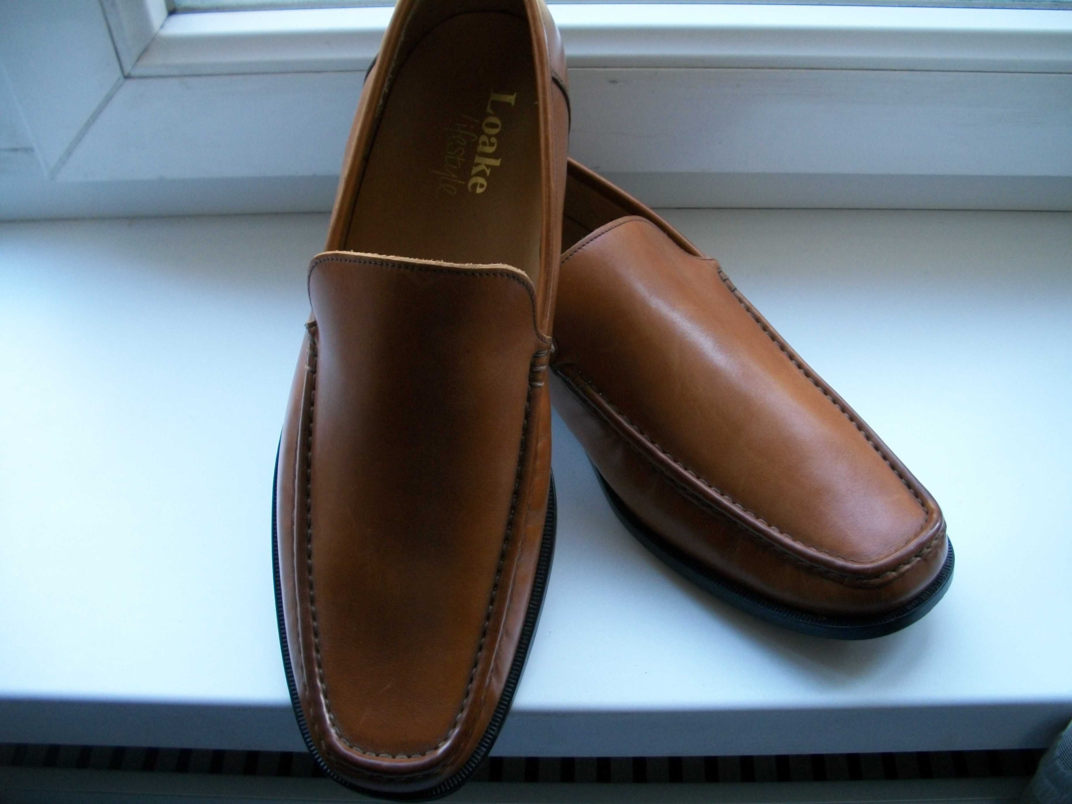 новые мокасины  Loake  43 р стелька 28 см Англия оригинал