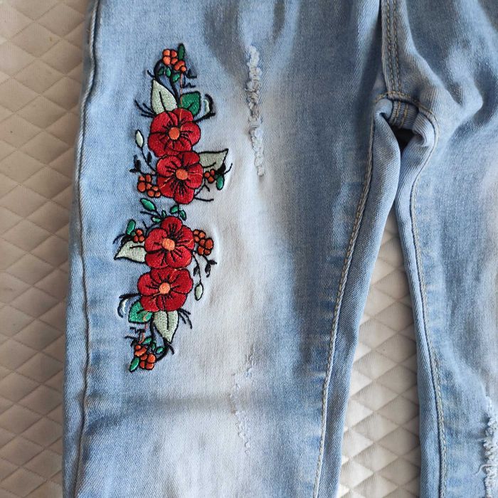 Джинсы для девочки