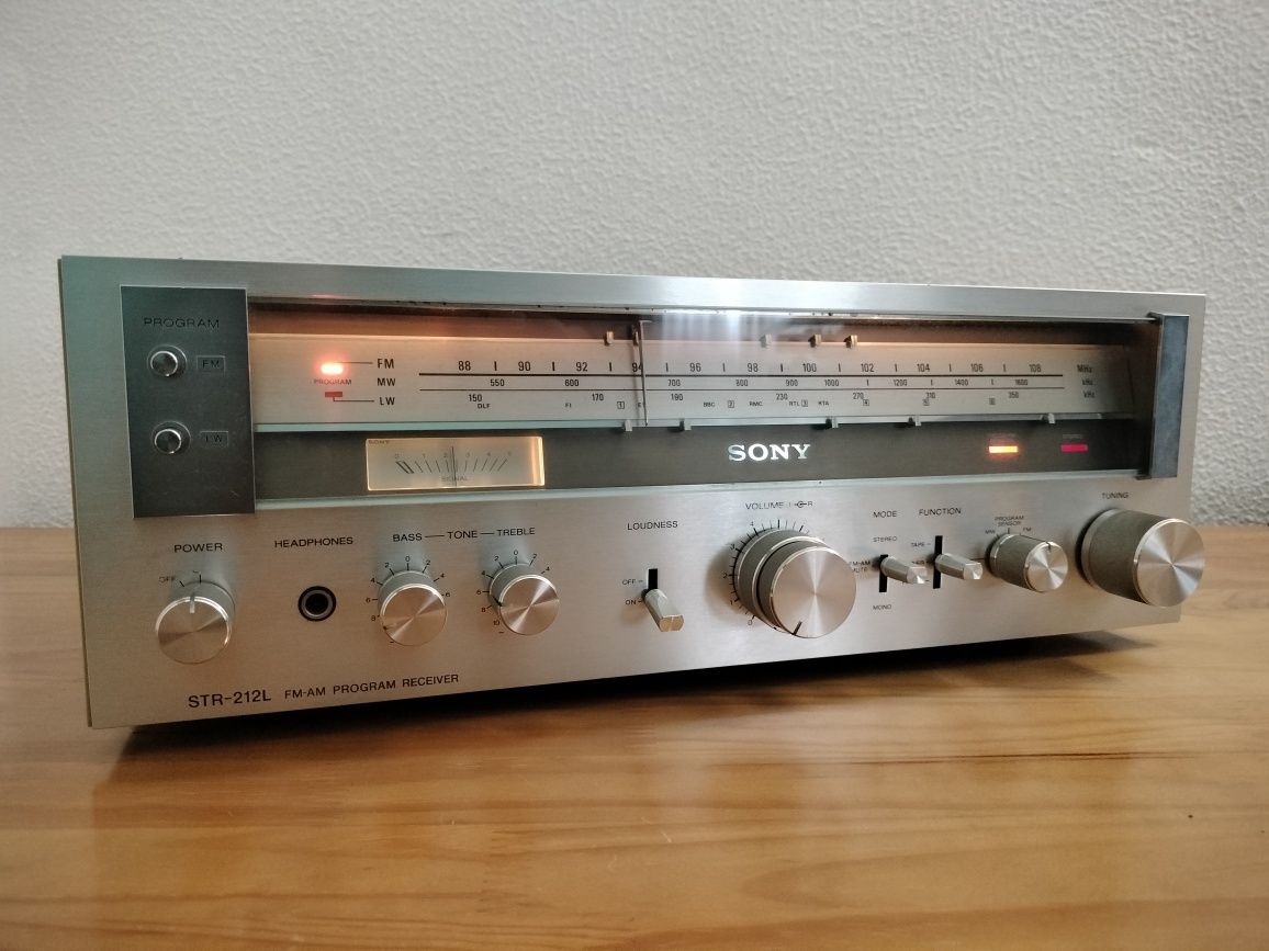 Rádio Amplificador Sony STR-212L