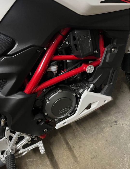 Moto Benelli BN 251 (Carta A2)