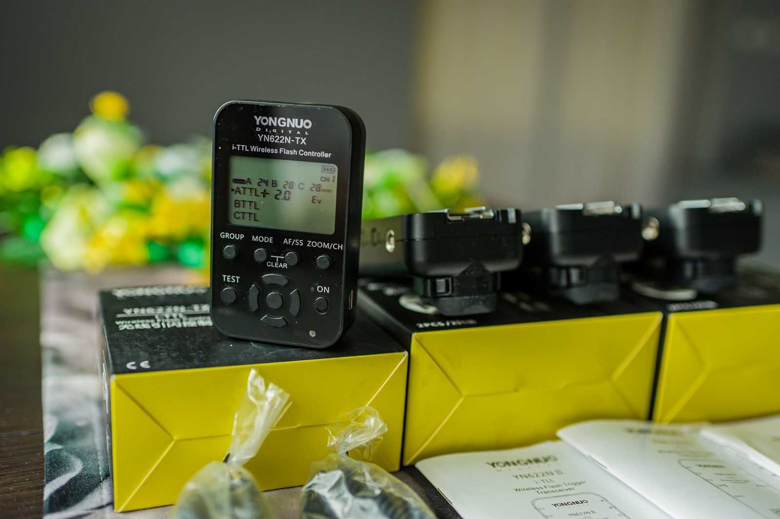 Radiowy wyzwalacz Yongnuo YN-622N-TX LCD iTTL +  wyzwalacze YN-622N II