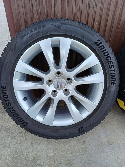 Koła zimowe Seat 17 7J ET39 225/50 R17 Bridgestone Blizzak LM005
