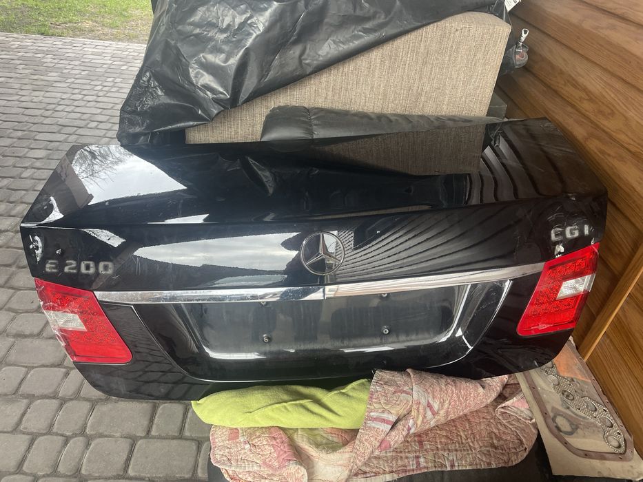 Кришка багажника Мерседес W212 дорестайлінг