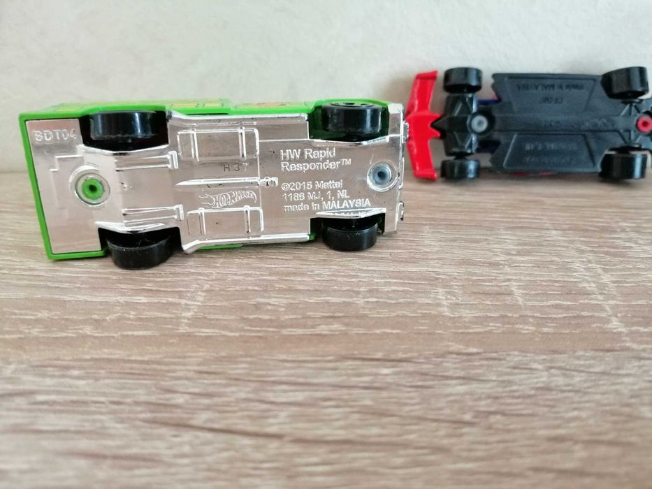 Zawrotne Samochodziki Hot Wheels 2 szt.