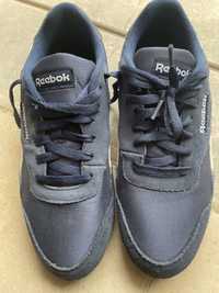 Tennis Reebok azuis e branco