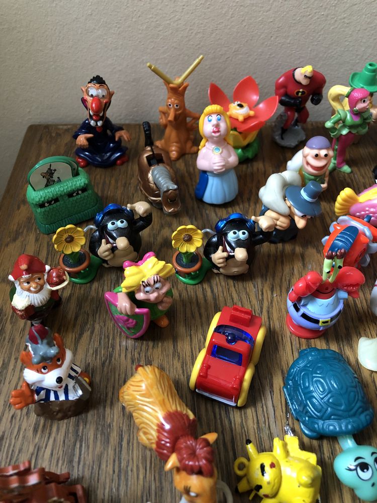 Kinder, surprise, figurki, stare, retro, vintage, zestaw, różne