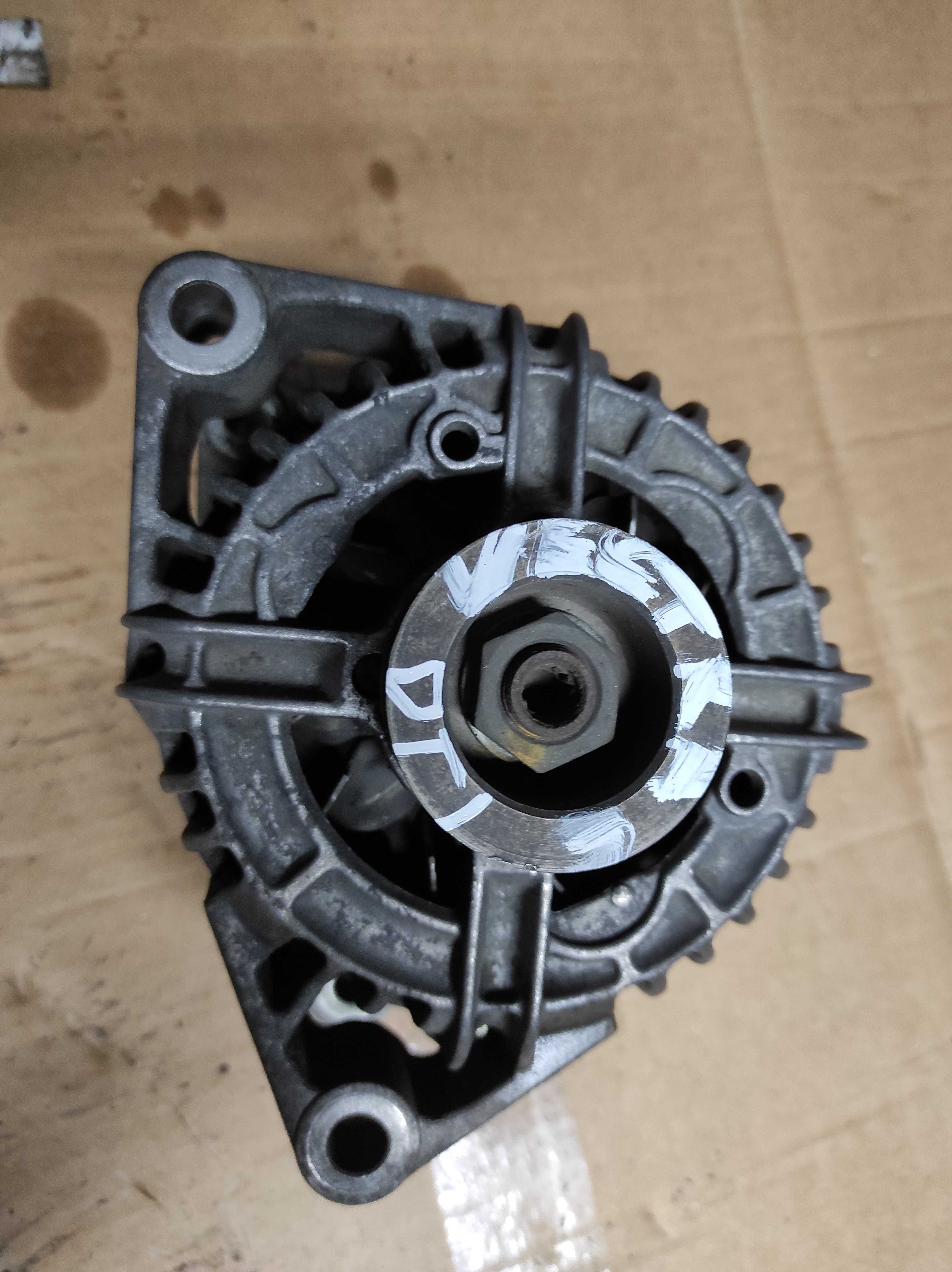 Alternator Opel Vectra C 2,2 DTI 120 A 0124,515,080
