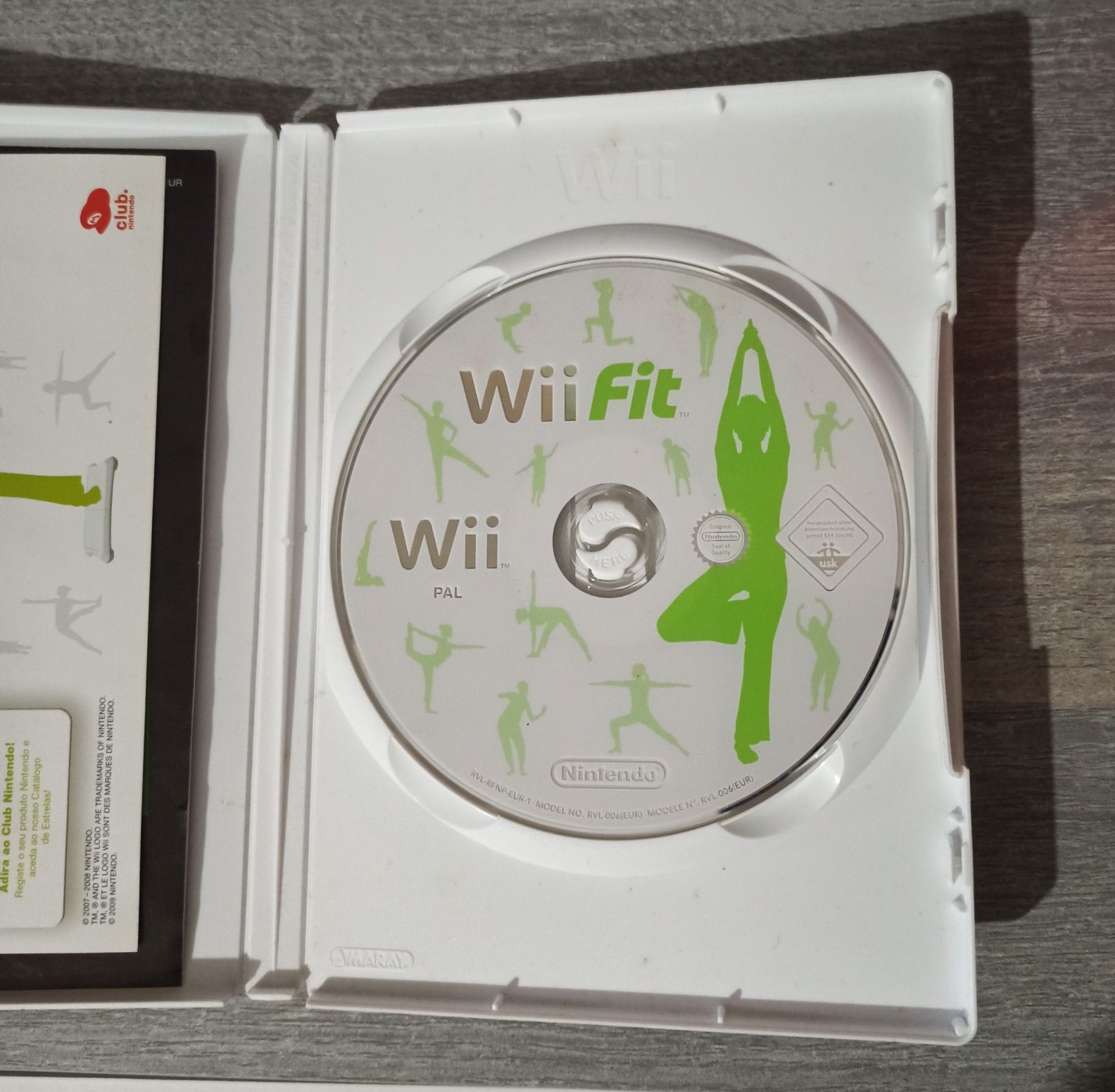 Nintendo Wii com vários acessórios *[ Ver descrição]