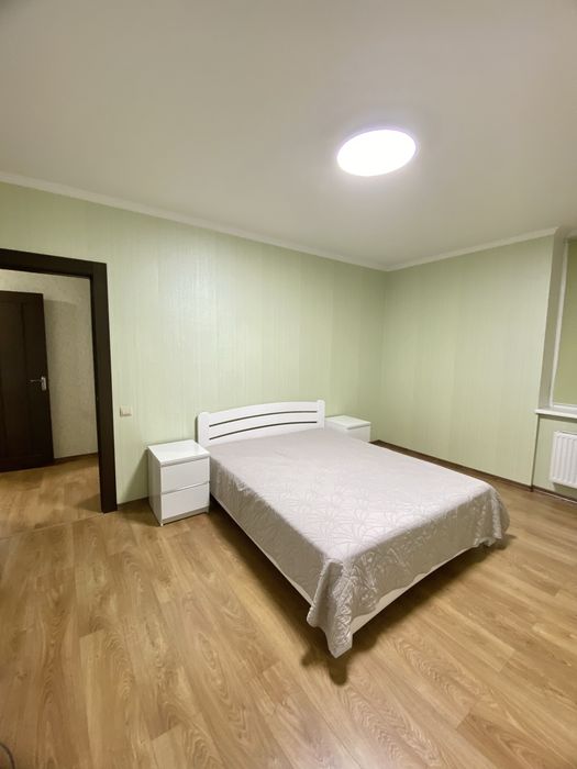 Оренда 3-кімнатної квартири на Оболоні. Азов 4в. Метро 10 хв