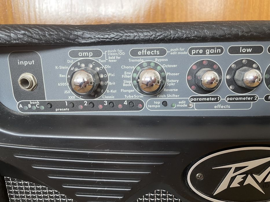 Amplificador Peavey Vypyr 30W