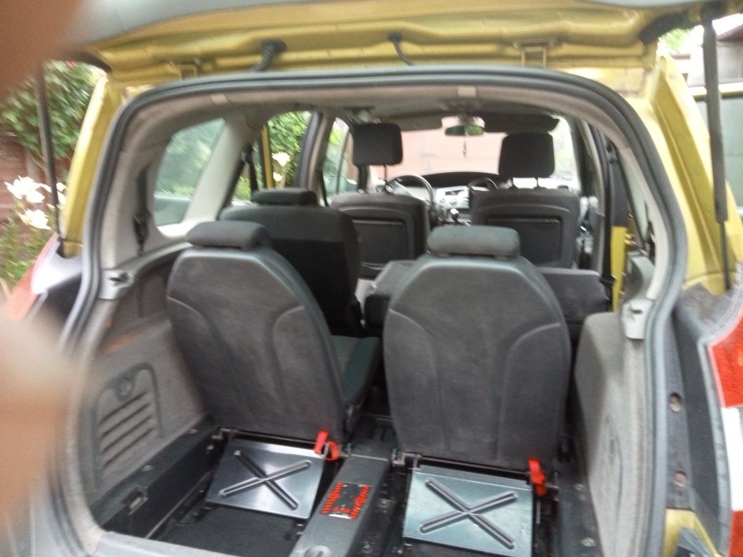 Sprzedam Reno Scenic Grand 2 Minivan 1,9 dCi