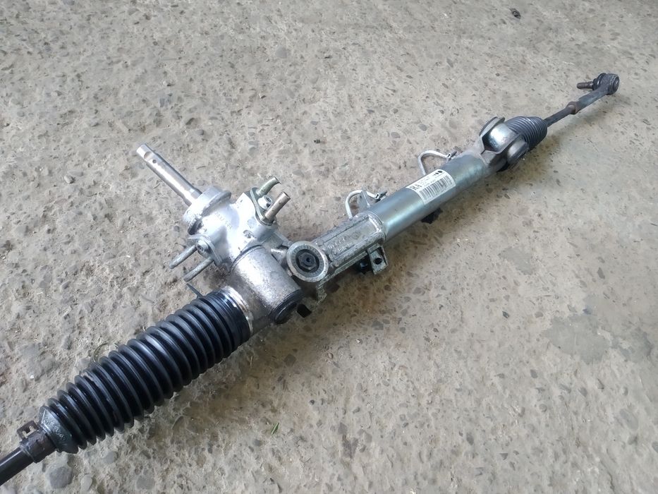 Рульова рулевая рейка Opel Astra H Zafira B ZF