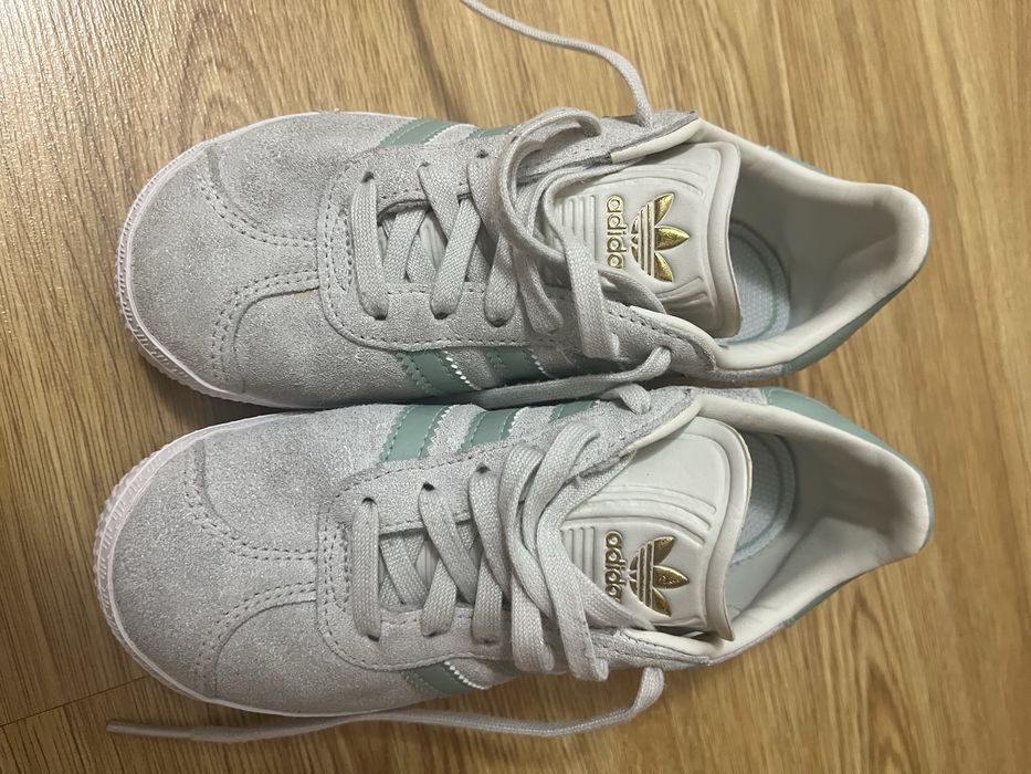 Vendo tenis Gazele