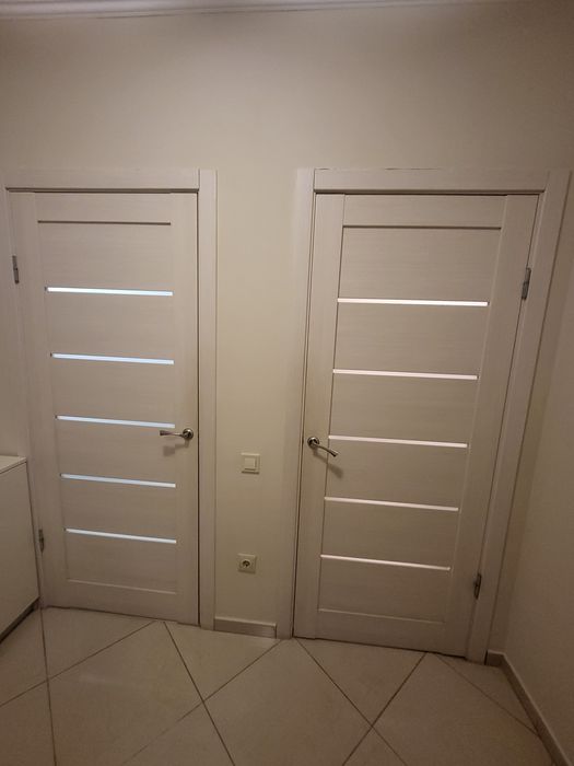 Продам міжкімнатні двері