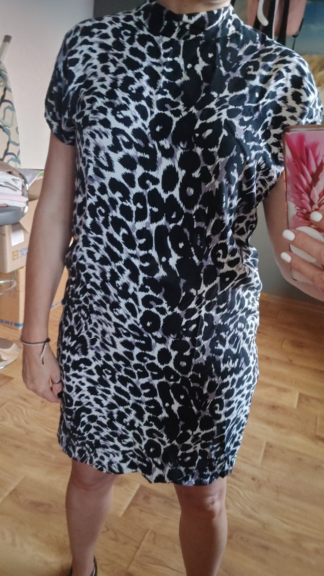 Sukienka rozmiar L