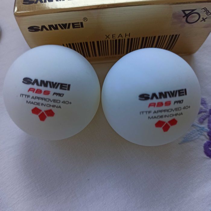 М'ячик для тенісу